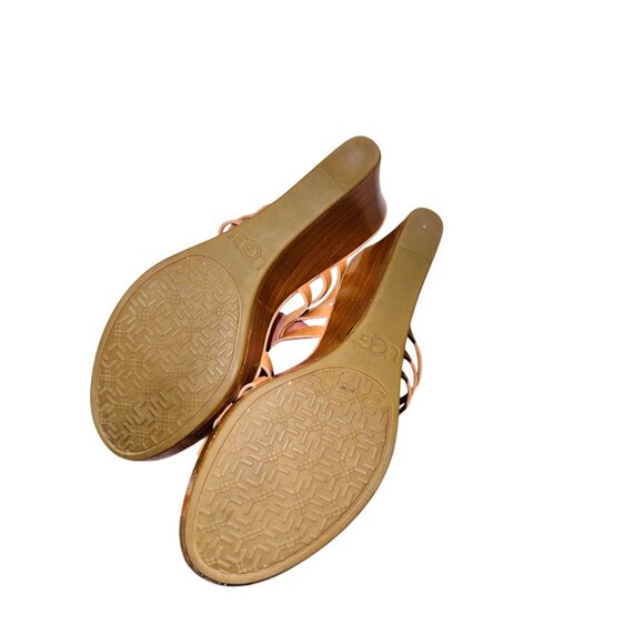 UGG Australia Mattie Leather Platform Wedge Strappy Sandals 8 Stacked Heels 70s - Picture 10 of 10